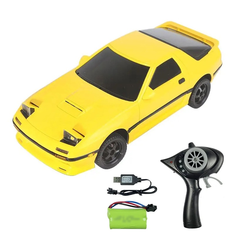 1/18 LDRC 2.4G Radio Control Drift Car Model 4*2 Racing Vehicle Linear Speed 10KM/H Flip Light Battery Motor USB Charge Toys LDA01Y